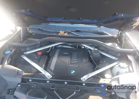 2022 BMW X7 xDrive40I z USA, uszkodzony, nr VIN 5UXCW2C06N9L19603